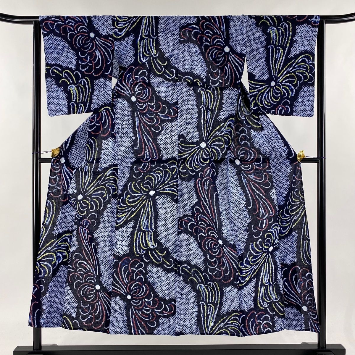 浴衣 身丈155cm 裄丈62cm S 絞り浴衣 乱菊 紺色 綿 名品