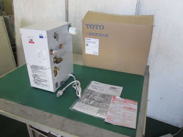 未使用 Toto 小型電気温水器 先止め式 湯ぽっと Rew06a1d1rr 1216ai 8bt 13s メルカリ