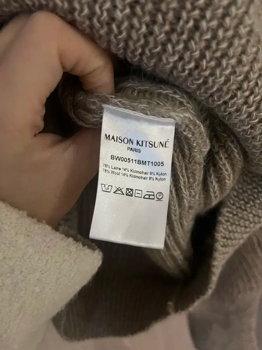 LEONARD レオナール ビジュー シルクブレンド タートルネック ニットセーター M ブラック パープル レディース 古着 中古 LEONARD FASHION レオナール ビジュー シルクブレンド