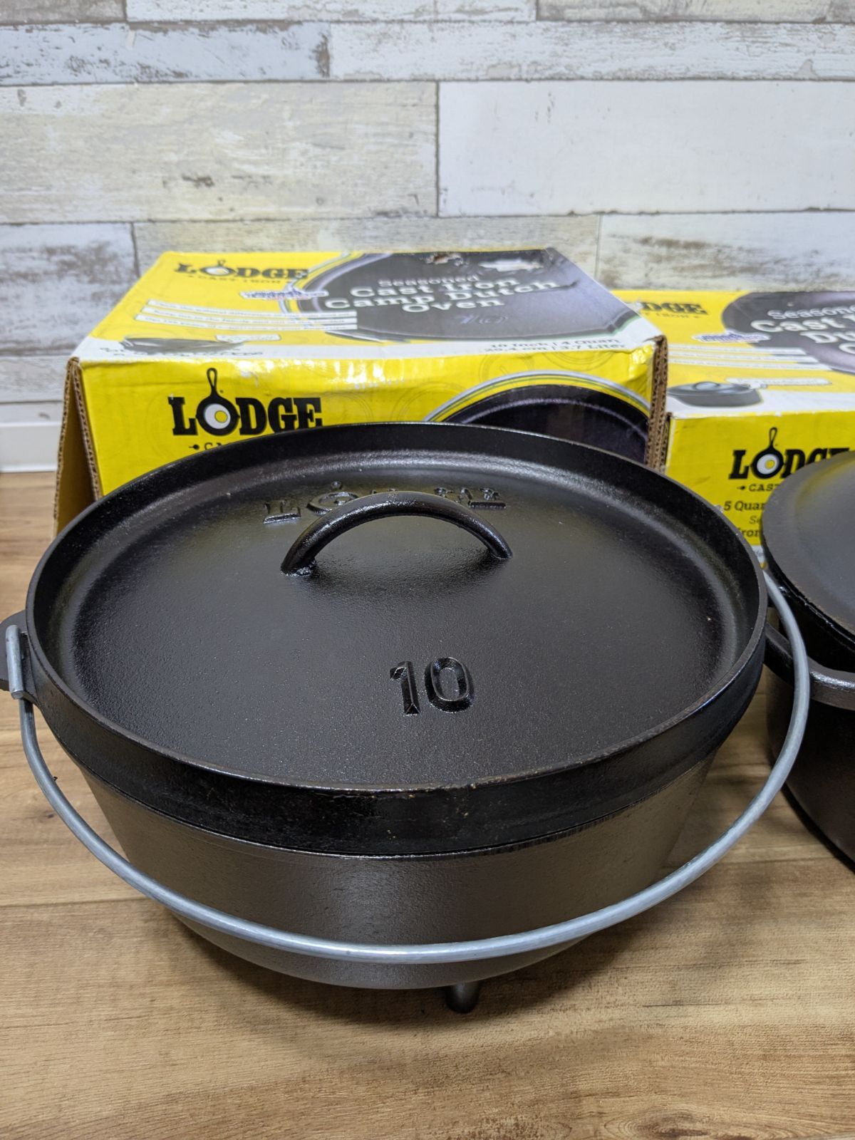 LODGE ロジック キッチンオーブン BBQ用品 ダッチオーブン ♥品 5クォート 4.7リットル 4クォート 3.7リットル 2つセット WWW_OLIVIERBERNSTEIN_COM