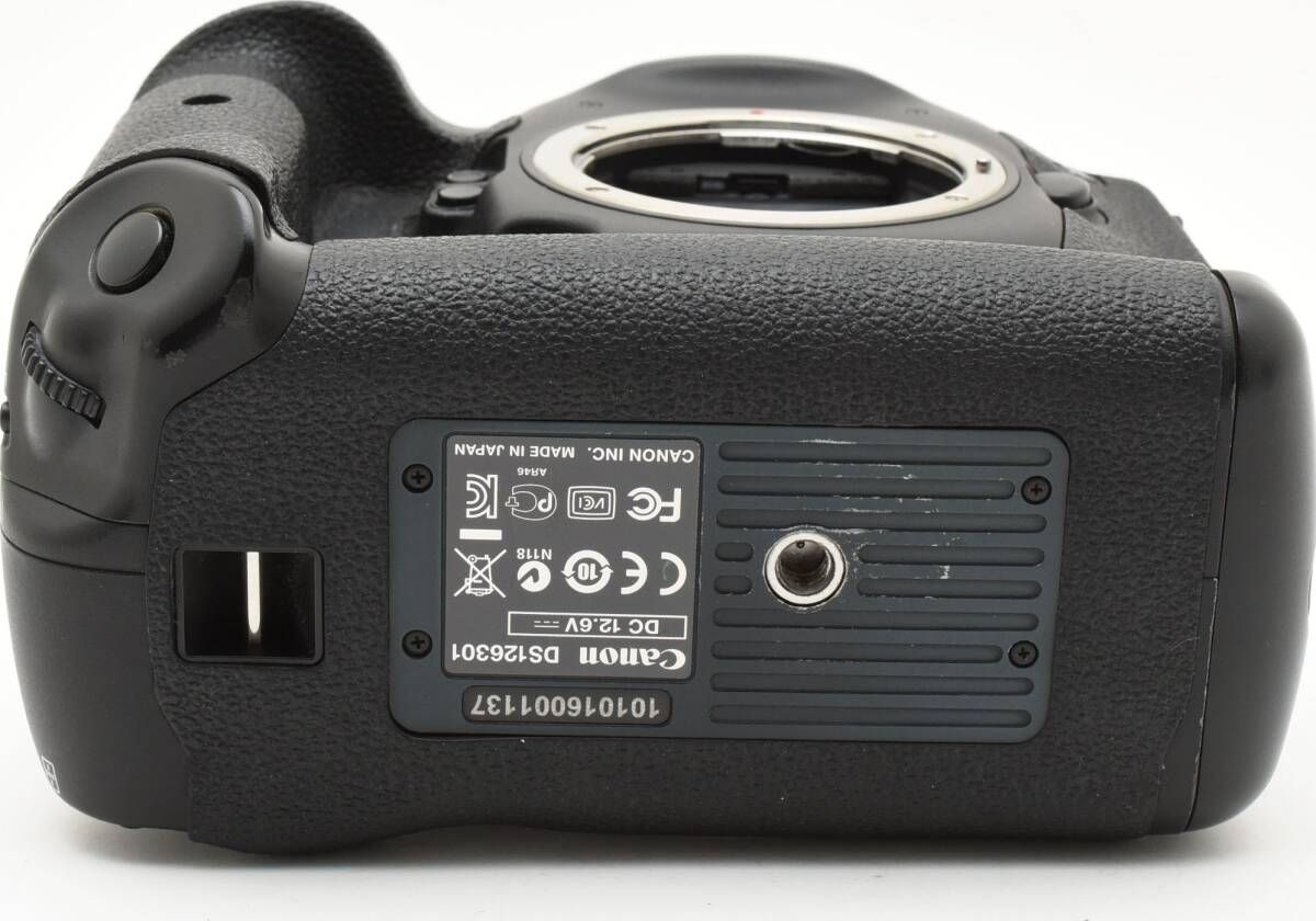 E27/6584-61 / キヤノン Canon EOS-1D X ボディ【バッテリー・充電器  