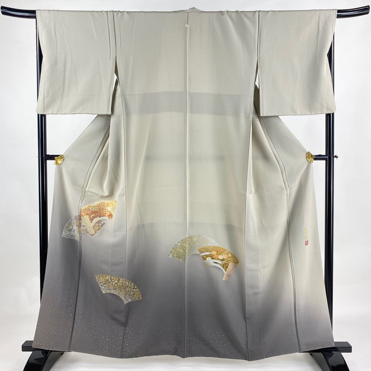 色留袖 身丈161cm 裄丈67.5cm L 袷 人間国宝 福田喜重 落款 扇面 秋草 刺繍 金銀彩 灰茶 正絹 一つ紋