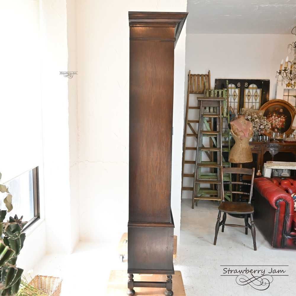 L3612-93 英国アンティーク ガラスキャビネット 食器棚 キッチン