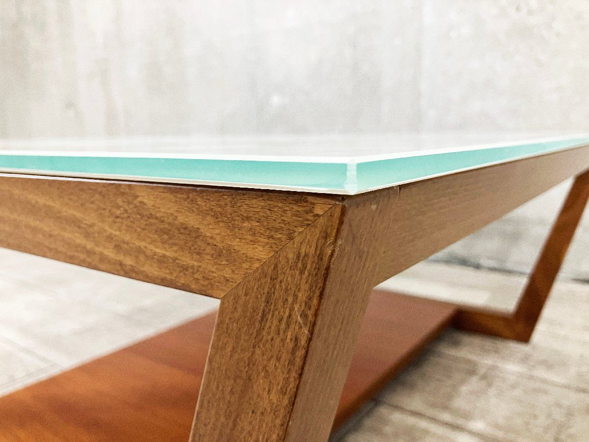 センターテーブル