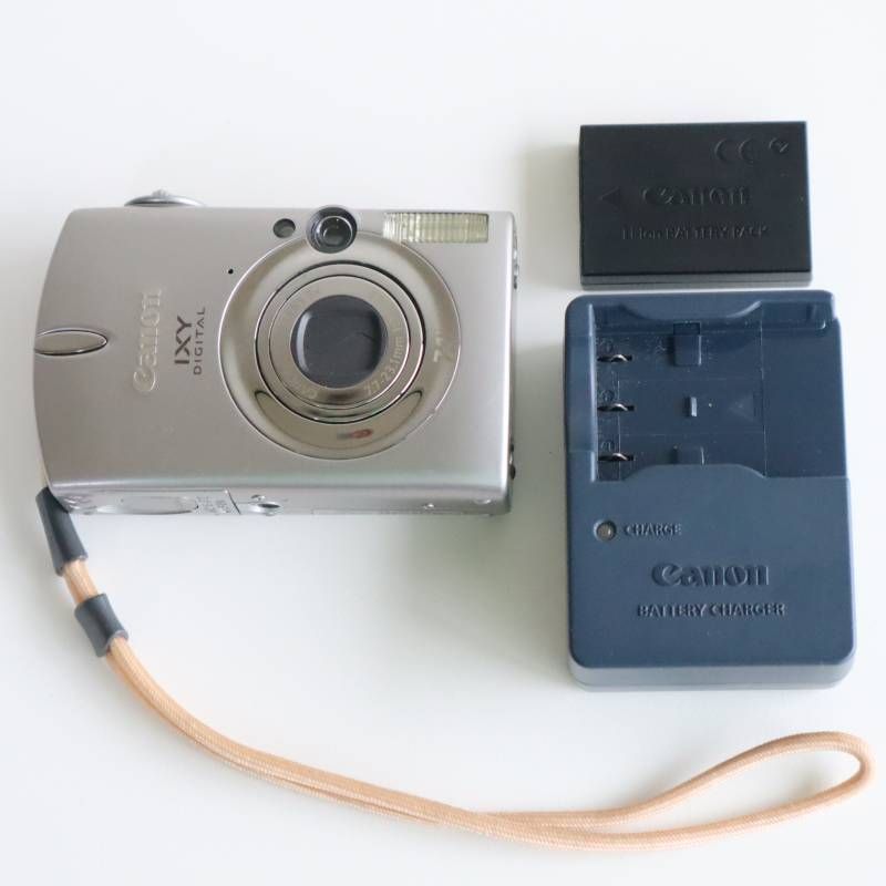 Canon IXY DIGITAL 600F デジカメ シルバー コンデジ キヤノン Canon