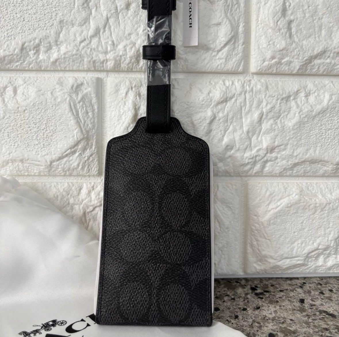 コーチ COACH シグネチャー ラゲッジタグ キャンバスパッチ ネームタグ ゴルフ 旅行カバン キャリーバッグ キャリーバック ピースマーク ピースサイン ピース ラゲッジタグ USTAUSTRALIA_COM_AU