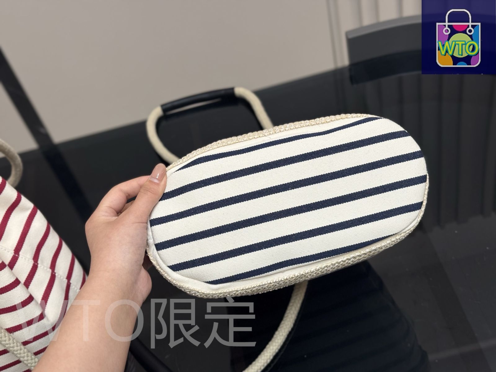 ● PRADA●ナイロン バケットバック【A-ランク】 今日特価】Prada ナイロンバケットバッグ！送料無料！在庫限定