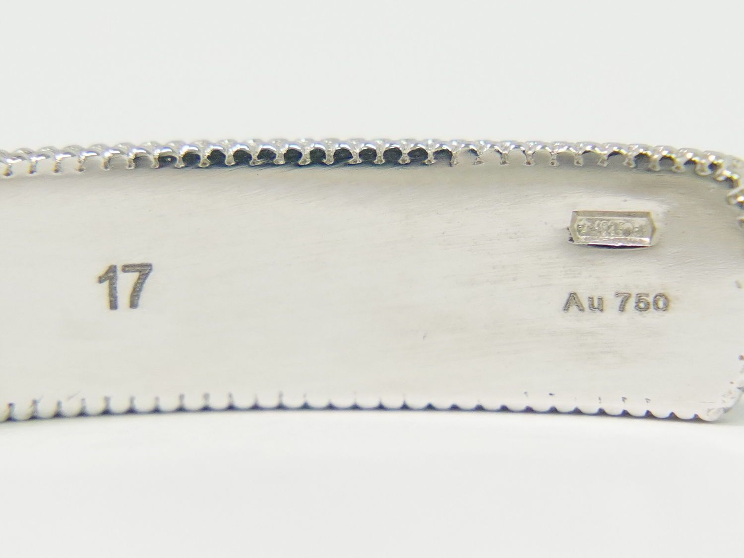 本物 グッチ GUCCI アイコン ブルーム AU750 WG バングル ブレスレット  