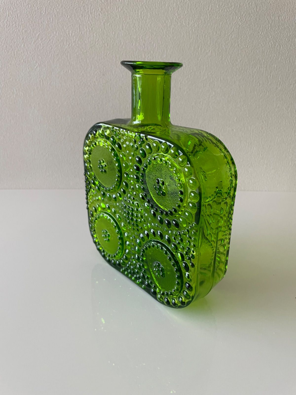 Grapponia / Bottle / Green　花瓶　フラワーベース