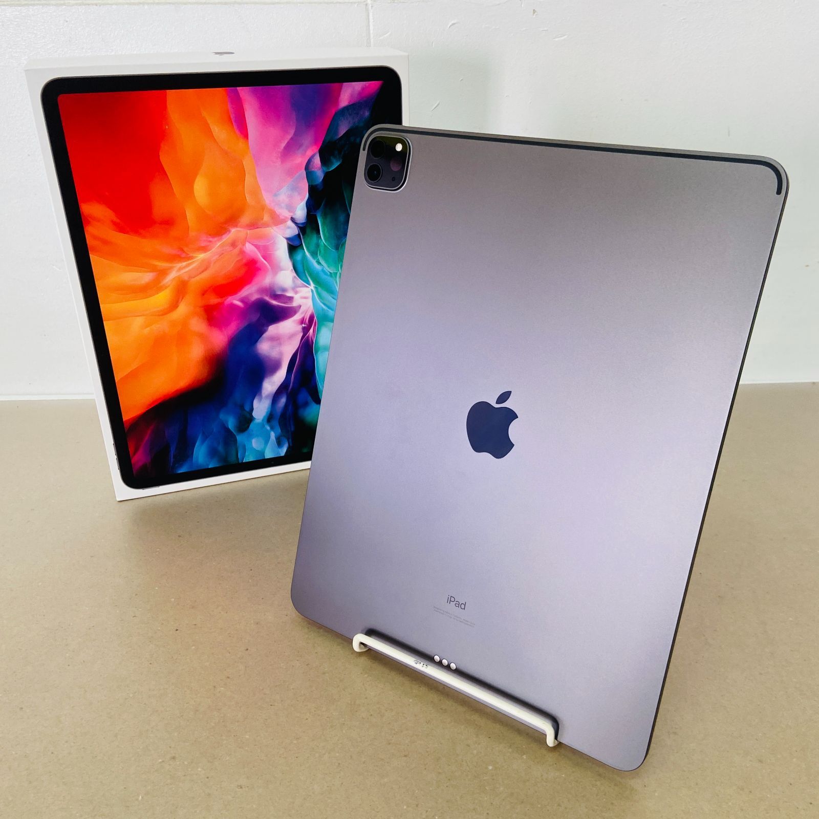 Apple iPad Pro 12.9インチ 第4世代 MXAT2J|A 256GB Wi-Fiモデル C3532 80サイズ発送