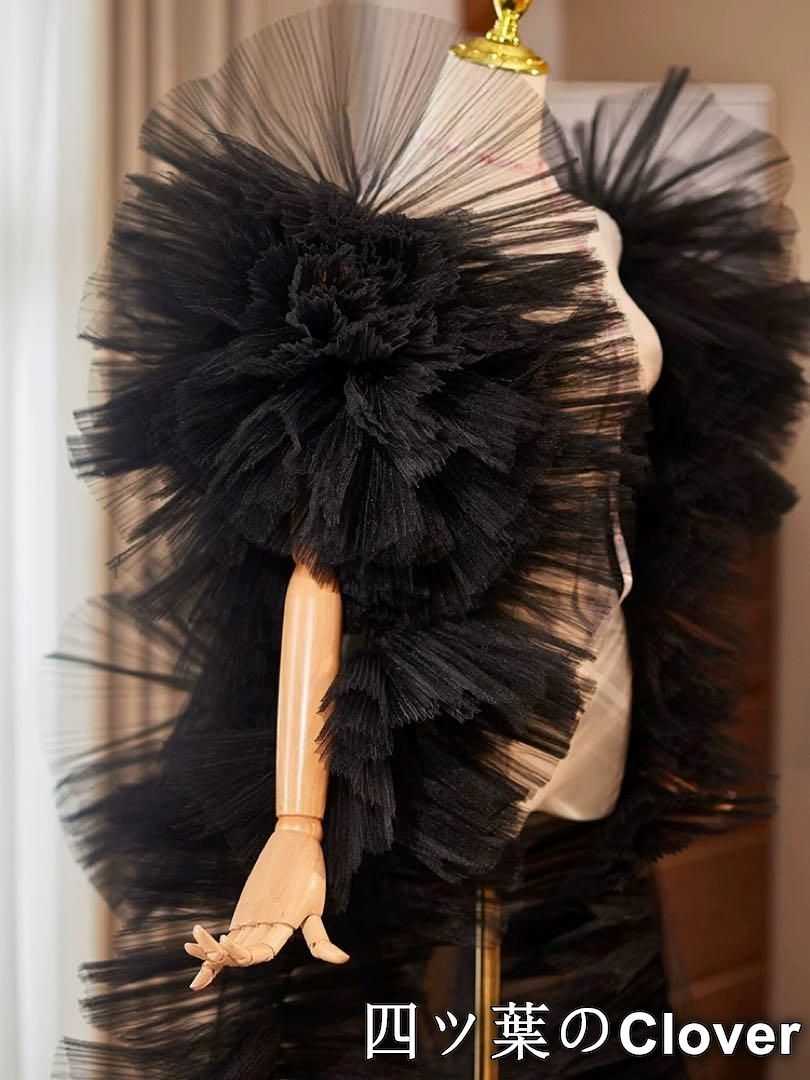 フリルスリーブのゴージャスなロングショール ブラック 美品・未使用新品】フリルスリーブのゴージャスなロングショール