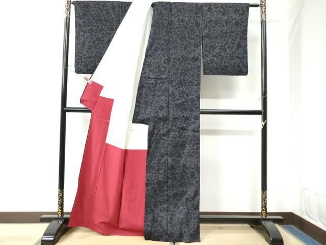 平和屋着物○本場結城紬 重要無形文化財 100亀甲 更紗花唐草文 正絹