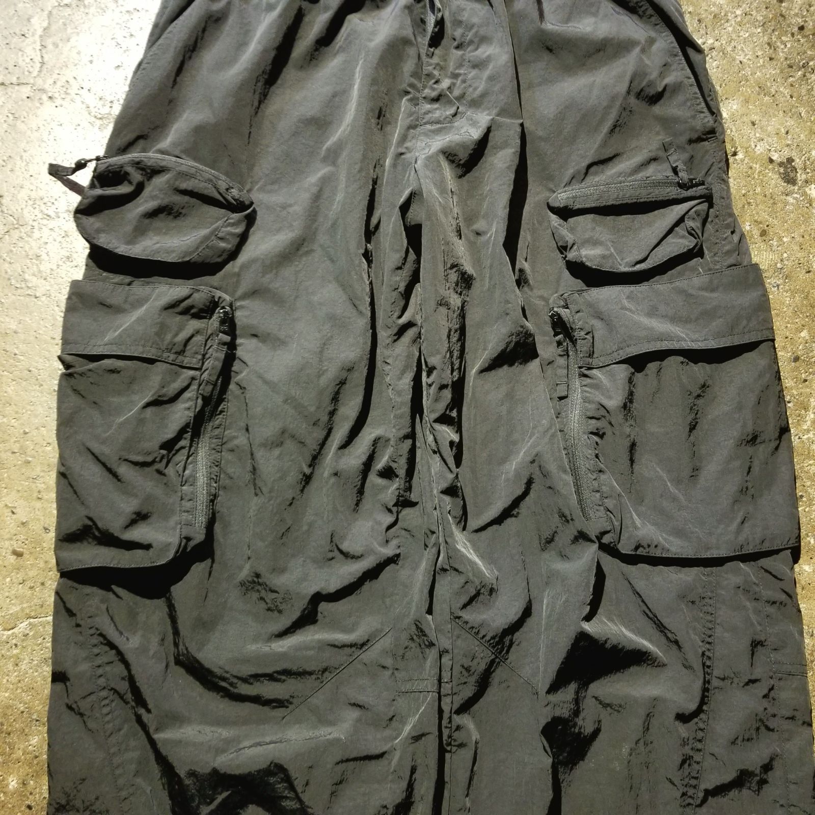 KITH Nylon Cargo Pants M キス ナイロン カーゴパンツ - メルカリ