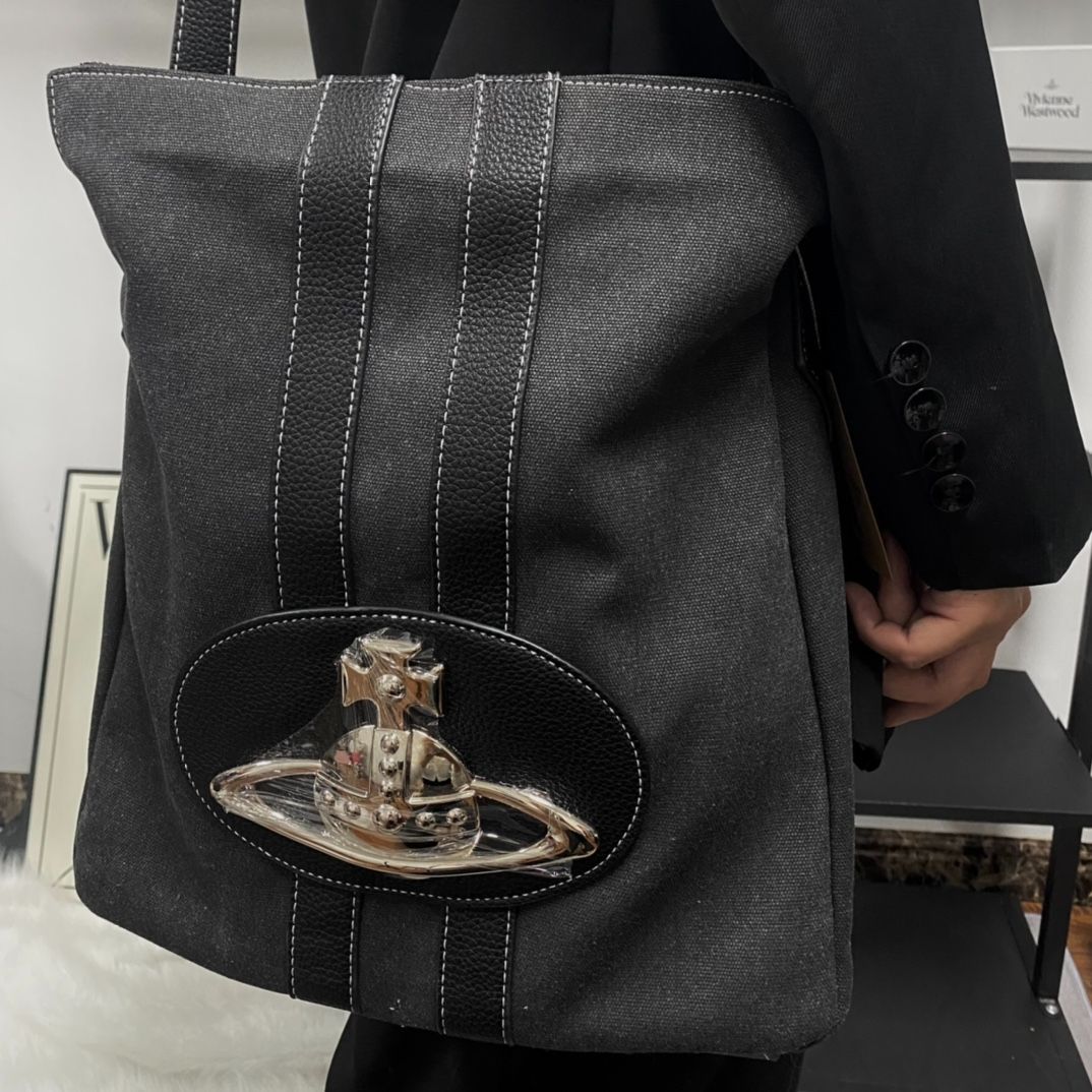 極美品】ヴィヴィアンエッジウェアキャンバスショルダーバッグ