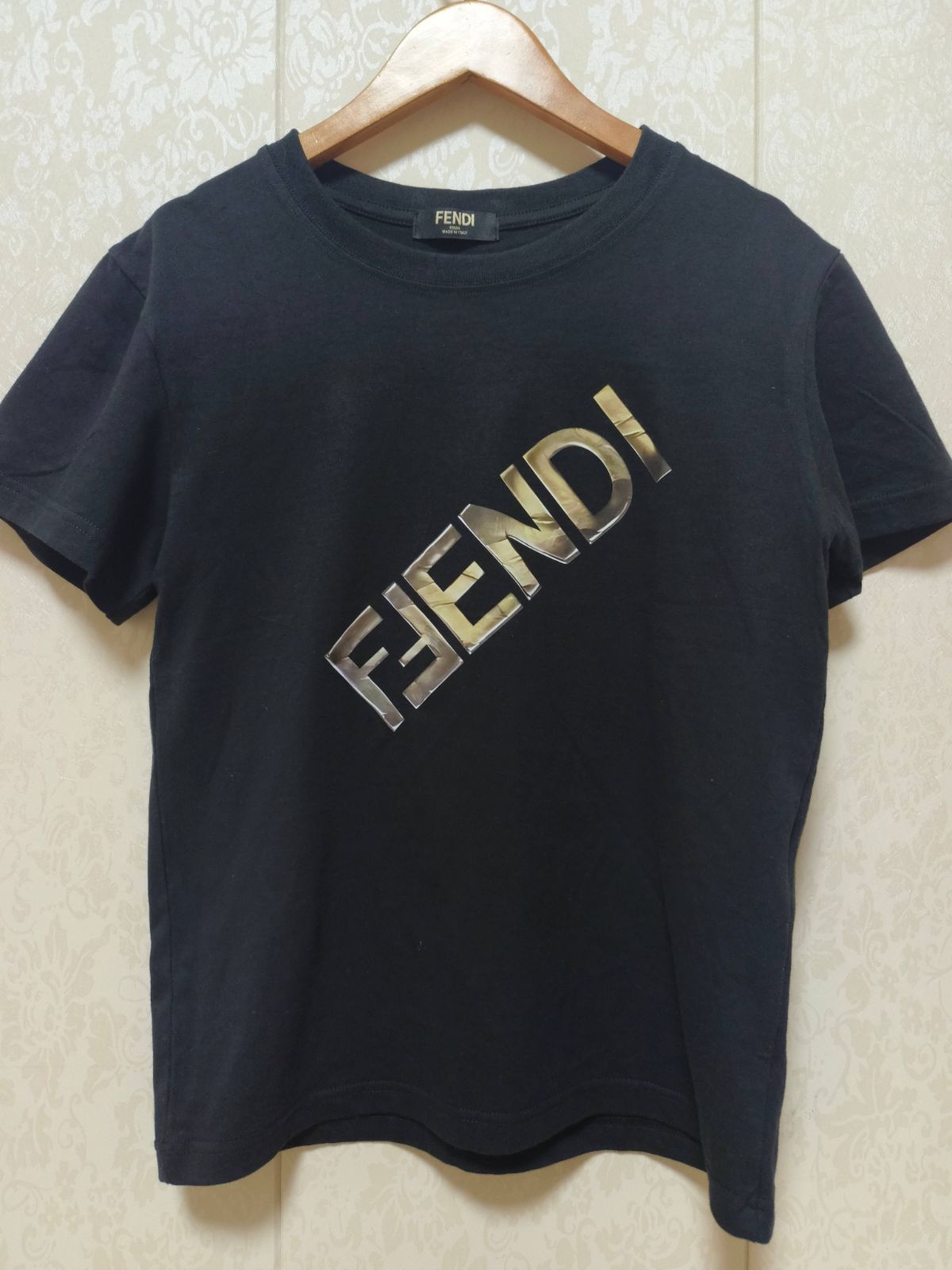 FENDI ブランド メンズ Tシャツ ロゴプリント 半袖 黒 高級