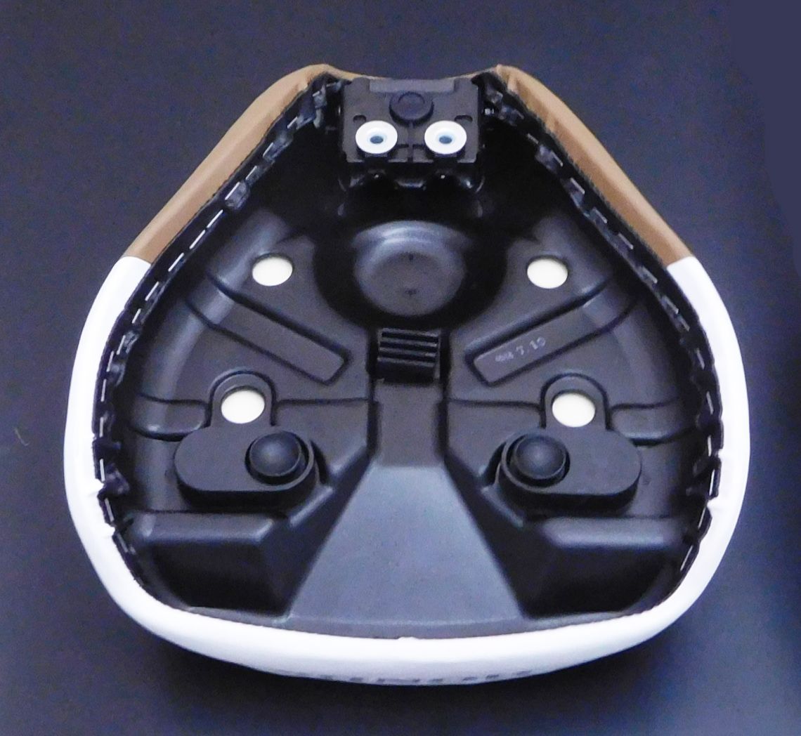 C50 AA01 リトルカブ 純正シートASSY ホワイト×ベージュ 白茶 WWW_NOITHATQUANGTHANH_NET