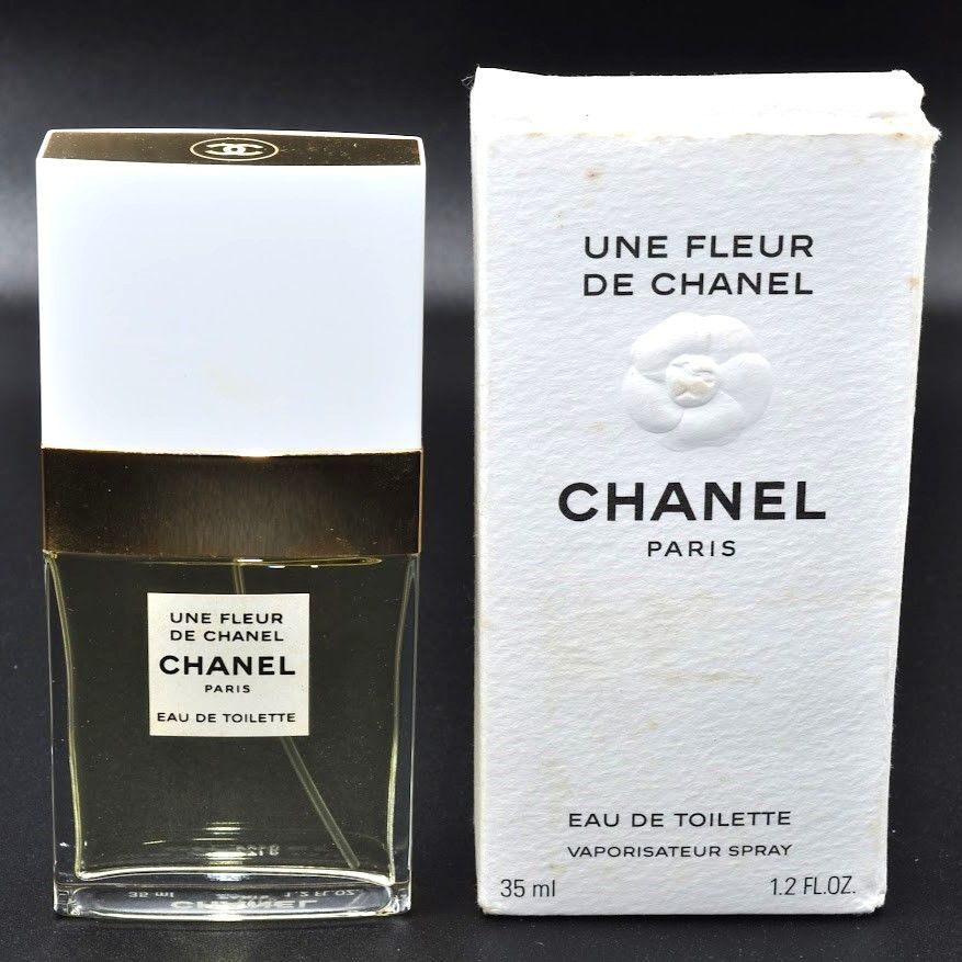 未使用 Chanel シャネル 香水 UNE FLEUR DE CHANEL Eau de Toilette アンフルール ドゥ シャネル  オードトワレ 35ml 箱付き 9E71229 - メルカリ