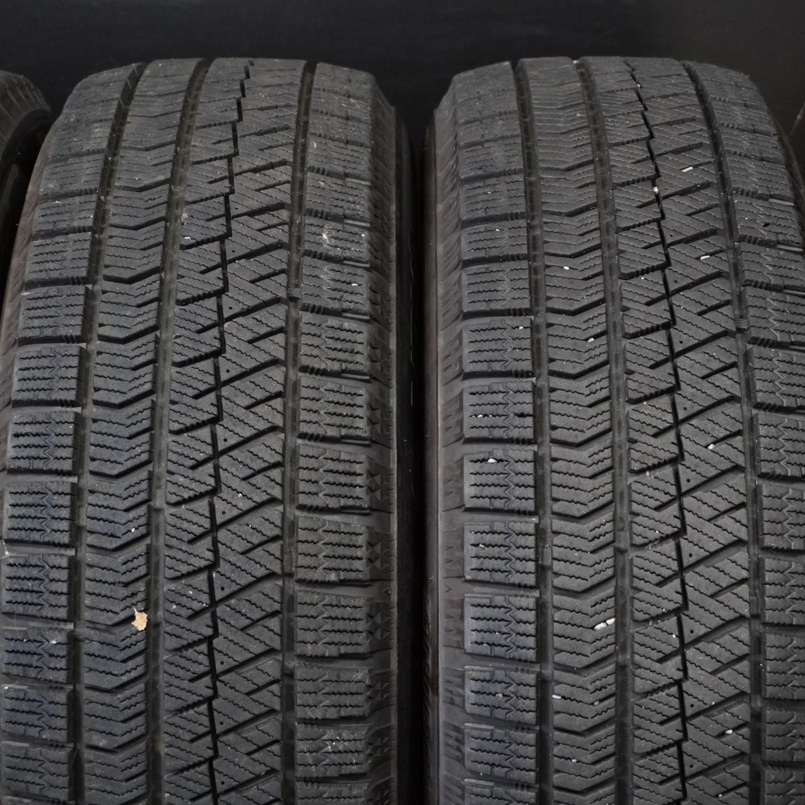 ヤリスクロス カムリ