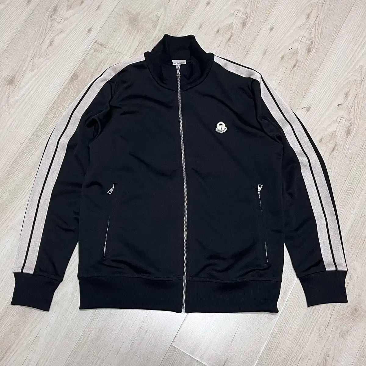 MONCLER(モンクレール) ⁄ Logo-Trim Zip-Up Sweatshir⁄ジャージ⁄M