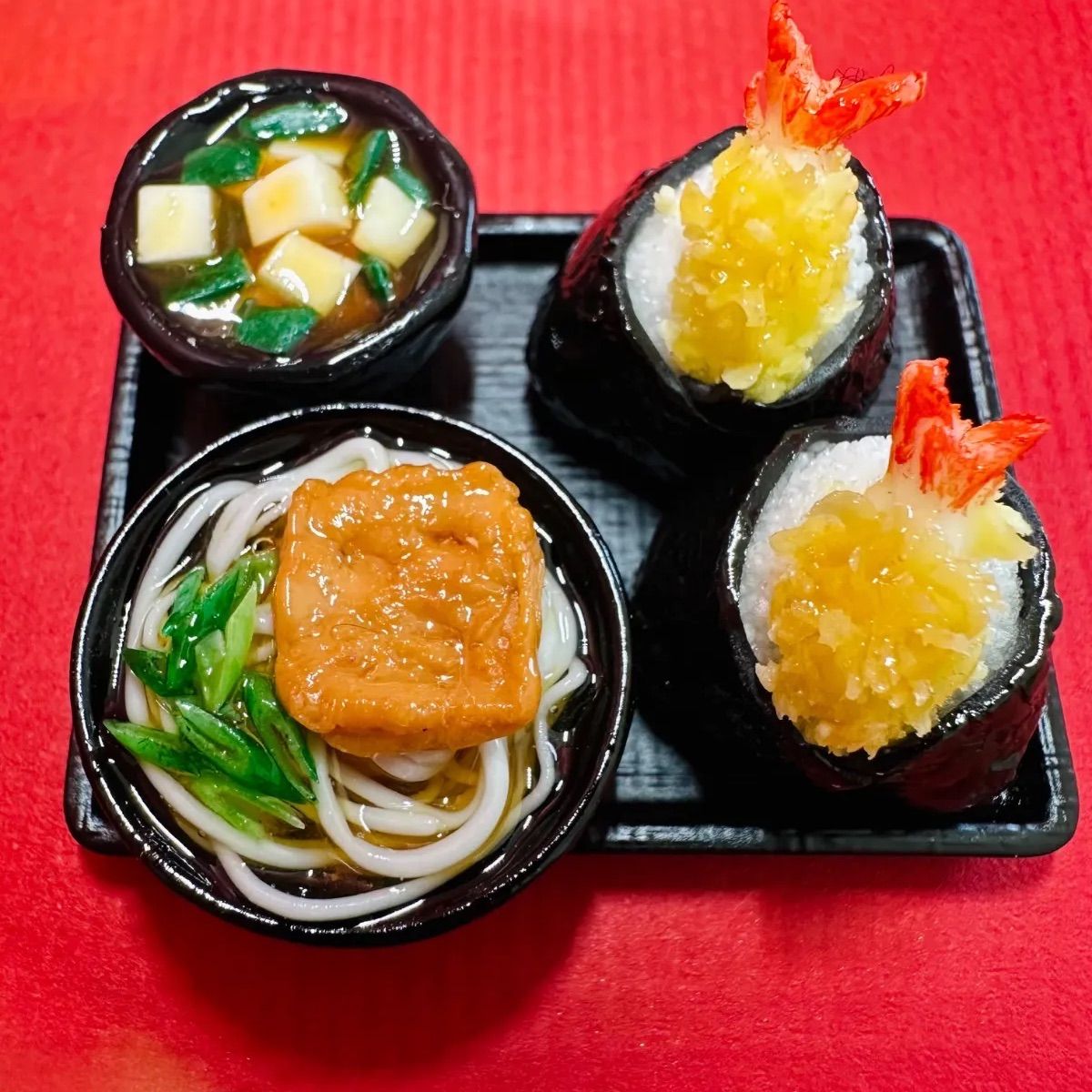 464 天むすときつねうどんセット⭐️ミニチュアフード 天むす おにぎり 