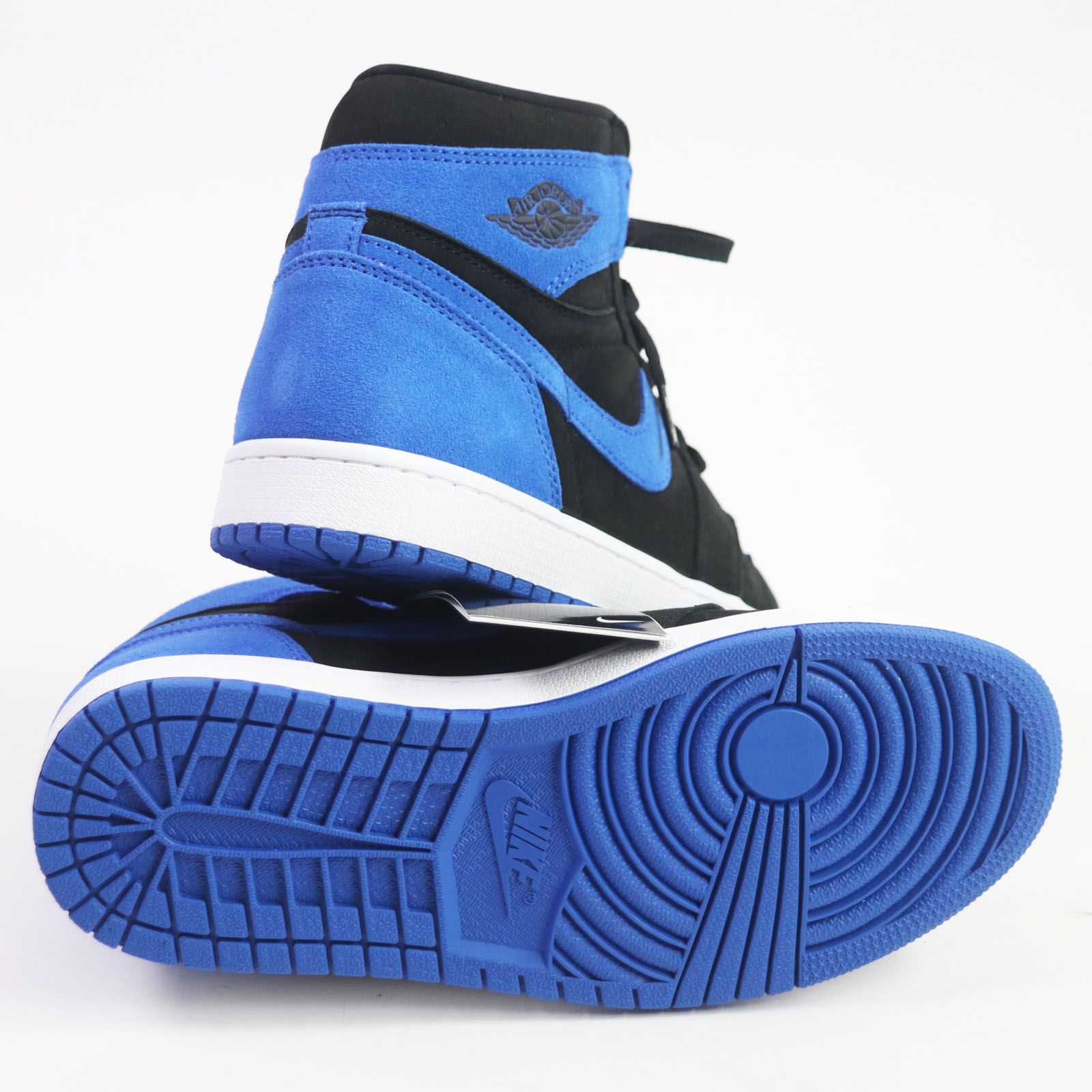 未使用品 NIKE ナイキ D25485-042 AIR JORDAN 1 RETRO HIGH OG Royal Reimagined エアジョーダン1  レトロ ハイ スウェードレザー ハイカットスニーカー ブラック ブルー 26.5cm メンズ - メルカリ