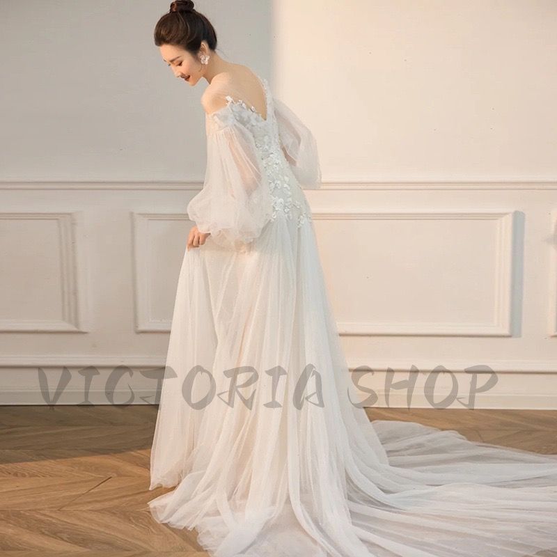 ボリュームスリーブ刺繍