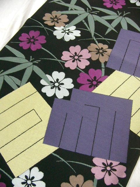 黒色地 少し長尺の正絹袋帯