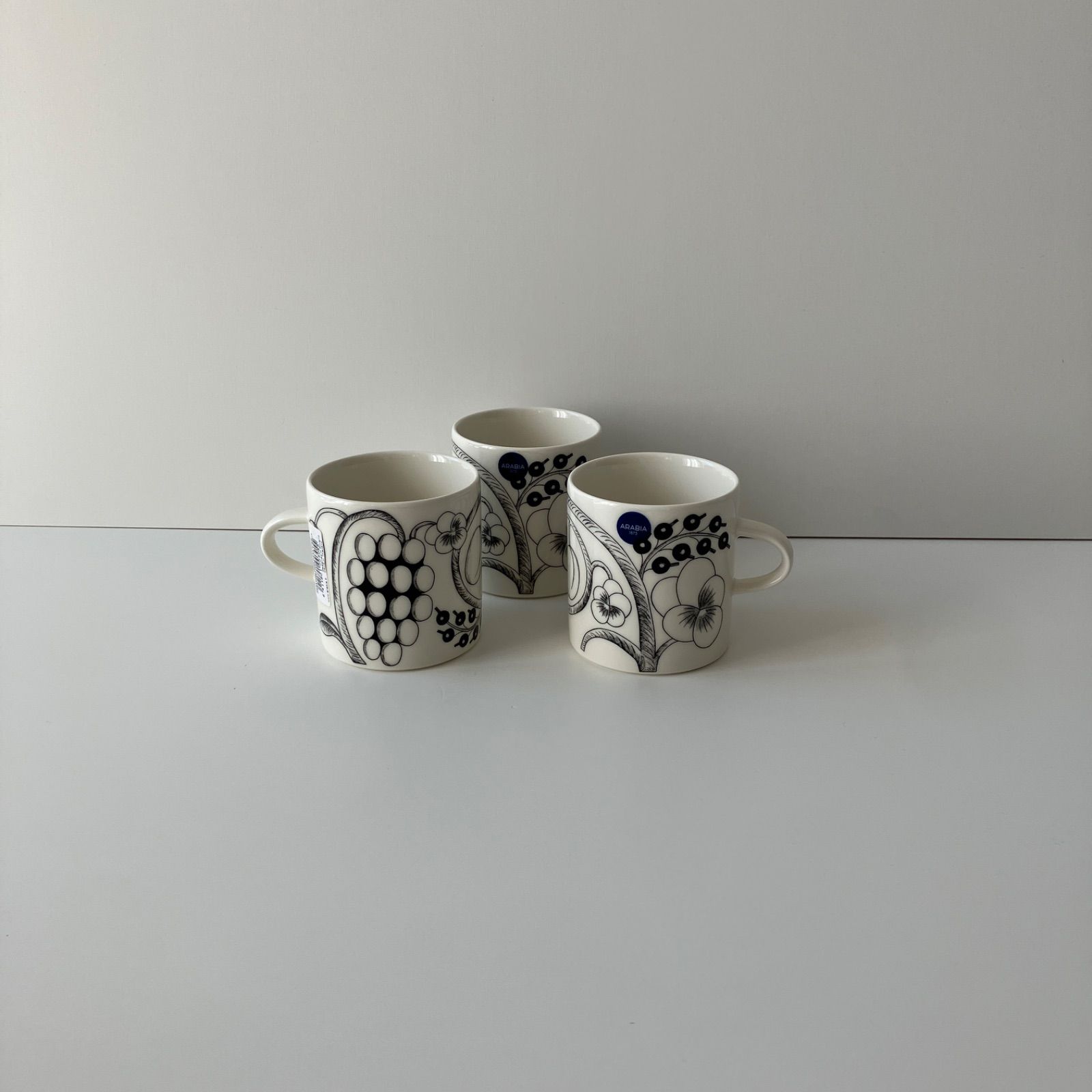 新品 アラビア 240ml ブラックパラティッシ マグ 3個 楽天市場