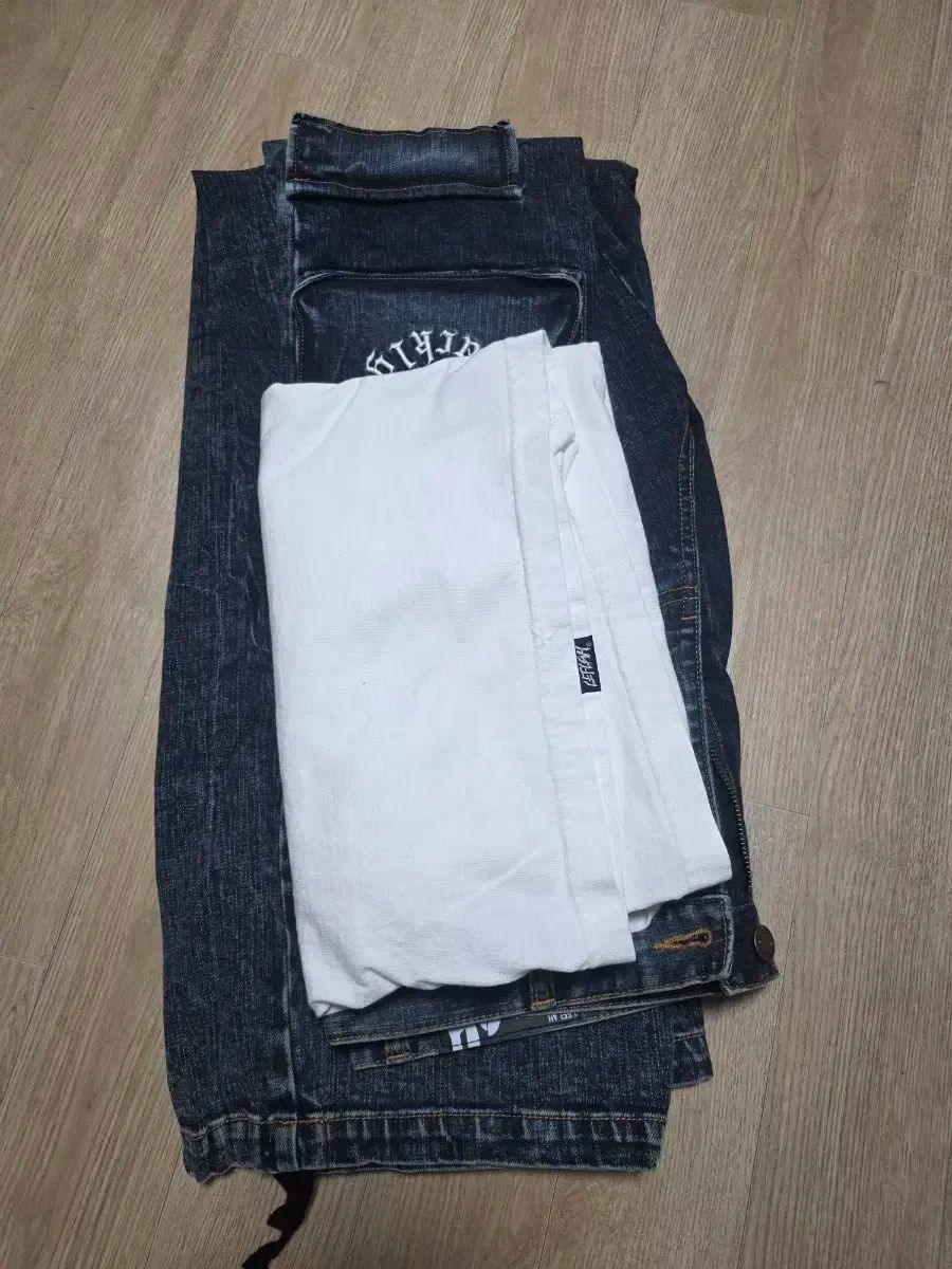 （ LEFLAH ） 半袖Tシャツ / ワイド デニム セット