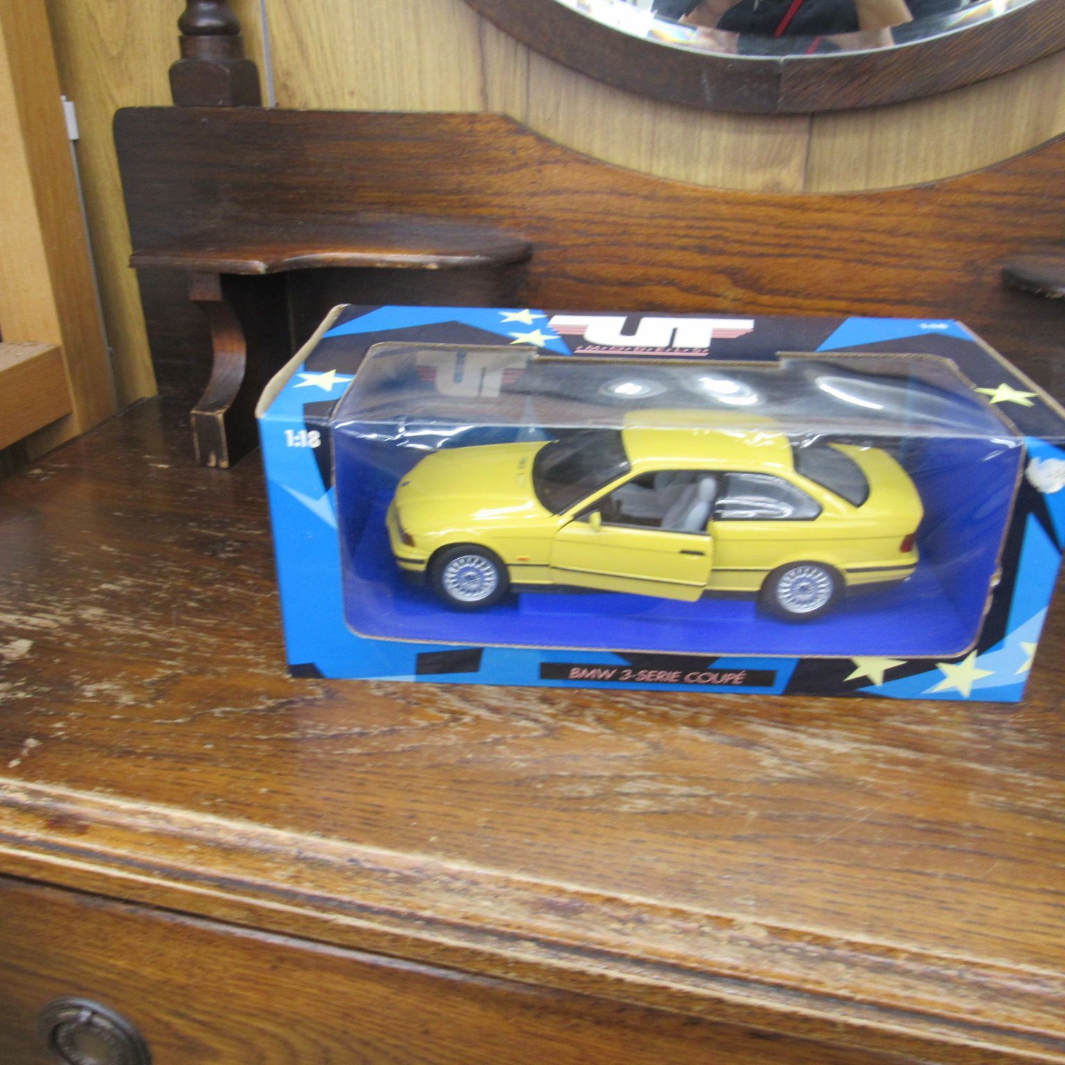 ミニカー UT MODELS BMW 3er Reihe 3-series 1/18 UT MODELS - BMW 3 SERIES COUPE (YELLOW) - 1/18 DIECAST | eBay