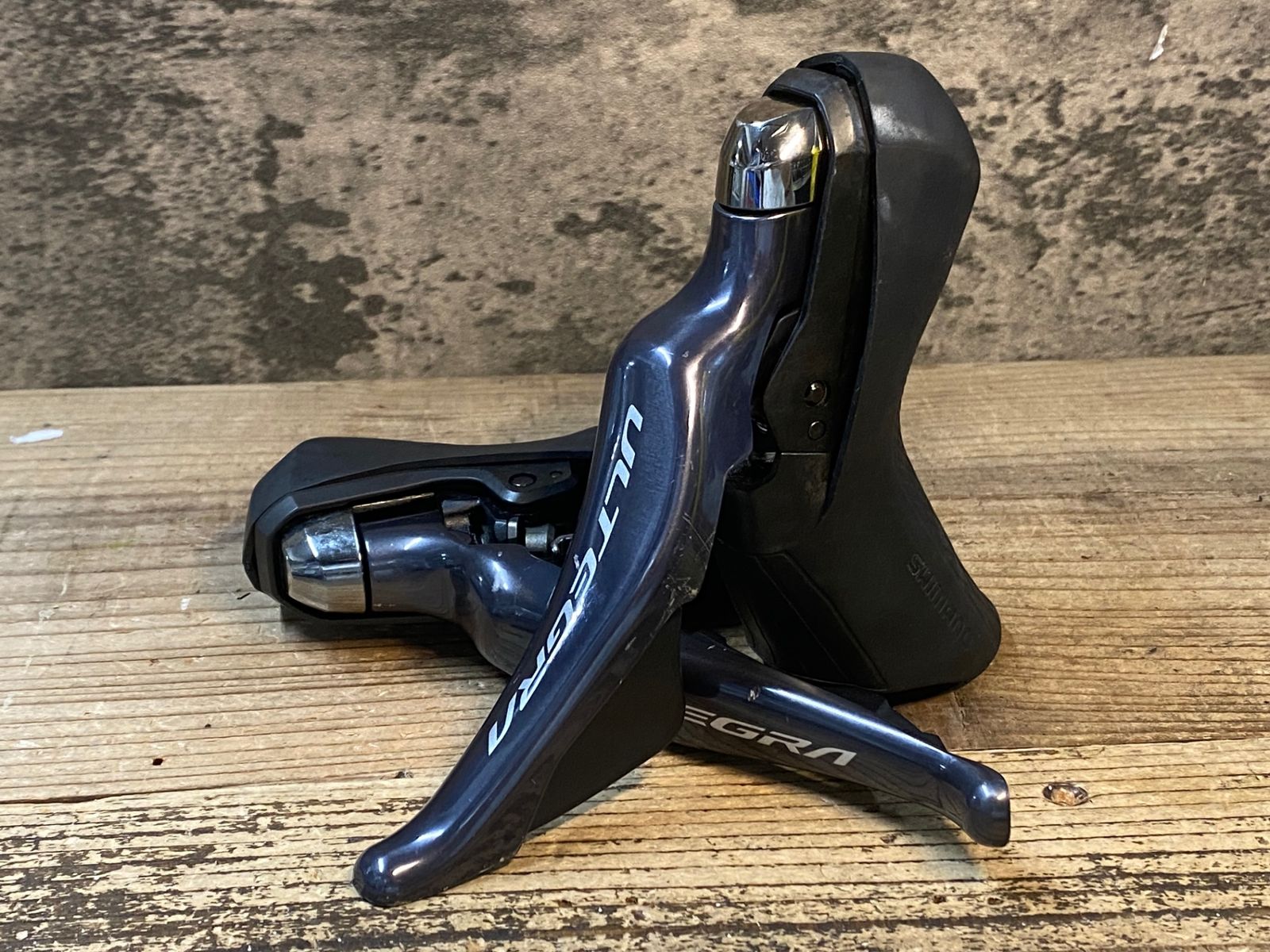 JL064 シマノ SHIMANO アルテグラ ULTEGRA ST-R8025 STIレバー セット 2x11S クランプ部品 左レバー固定付近クラックのためジャンク