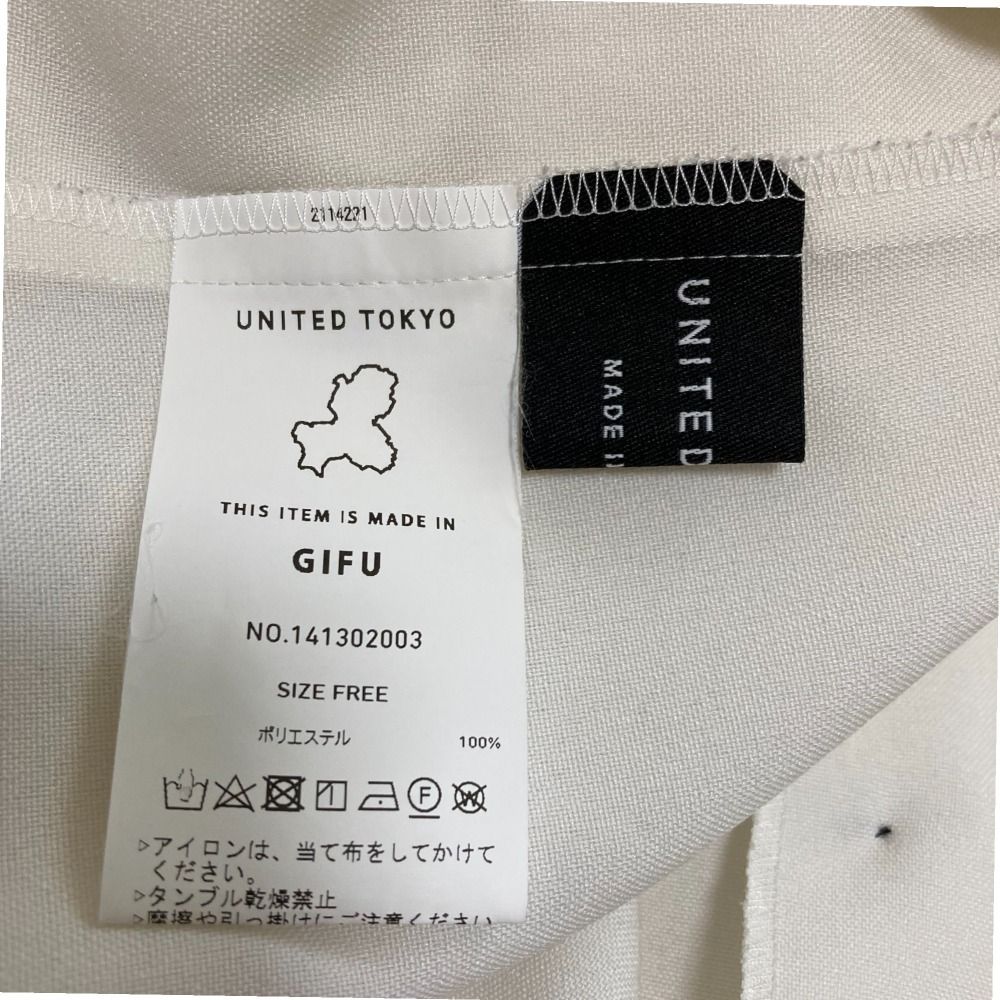 UNITED TOKYO(ユナイテッドトウキョウ) アシメタイボリュームスリーブブラウス レディース FR 中古 古着 0404 UNITED TOKYO（ユナイテッドトウキョウ）の「アシメタイ