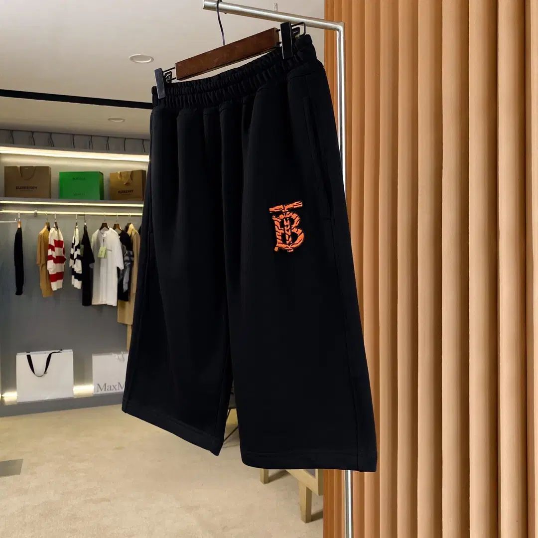BURBERRY バーバリー ユニセックス 夏 刺繍ロゴ 黒 パンツ ハーフパンツ