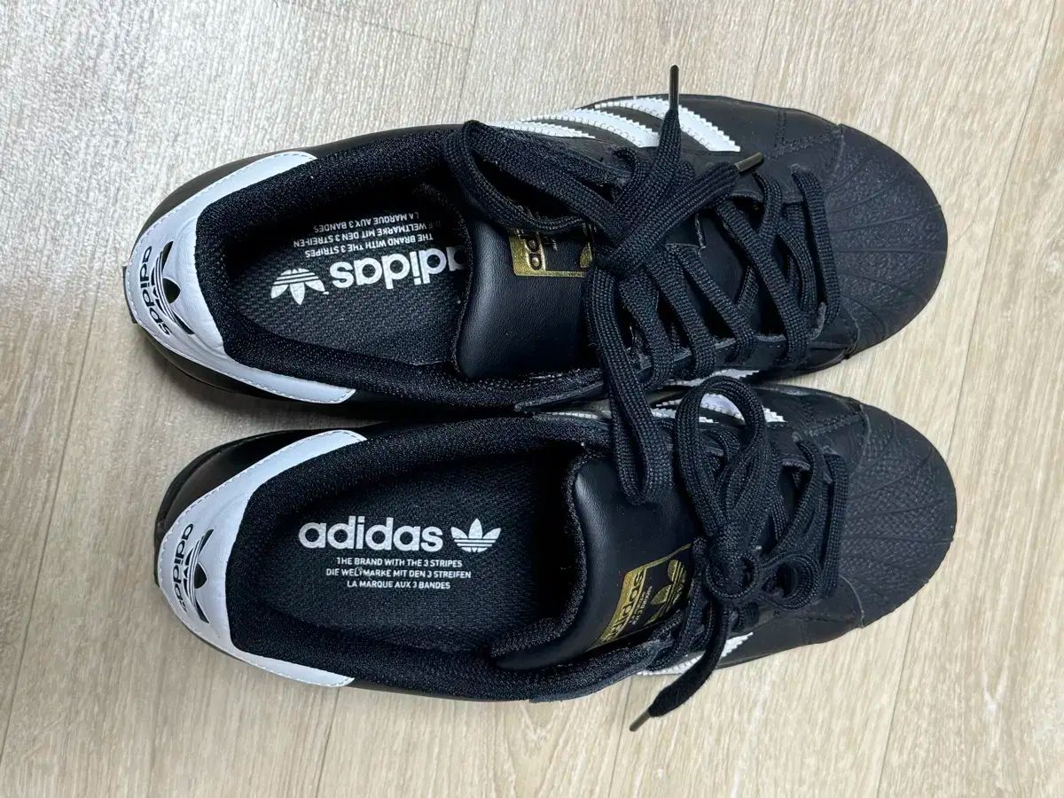 adidas アディダス スーパースター 黒 245