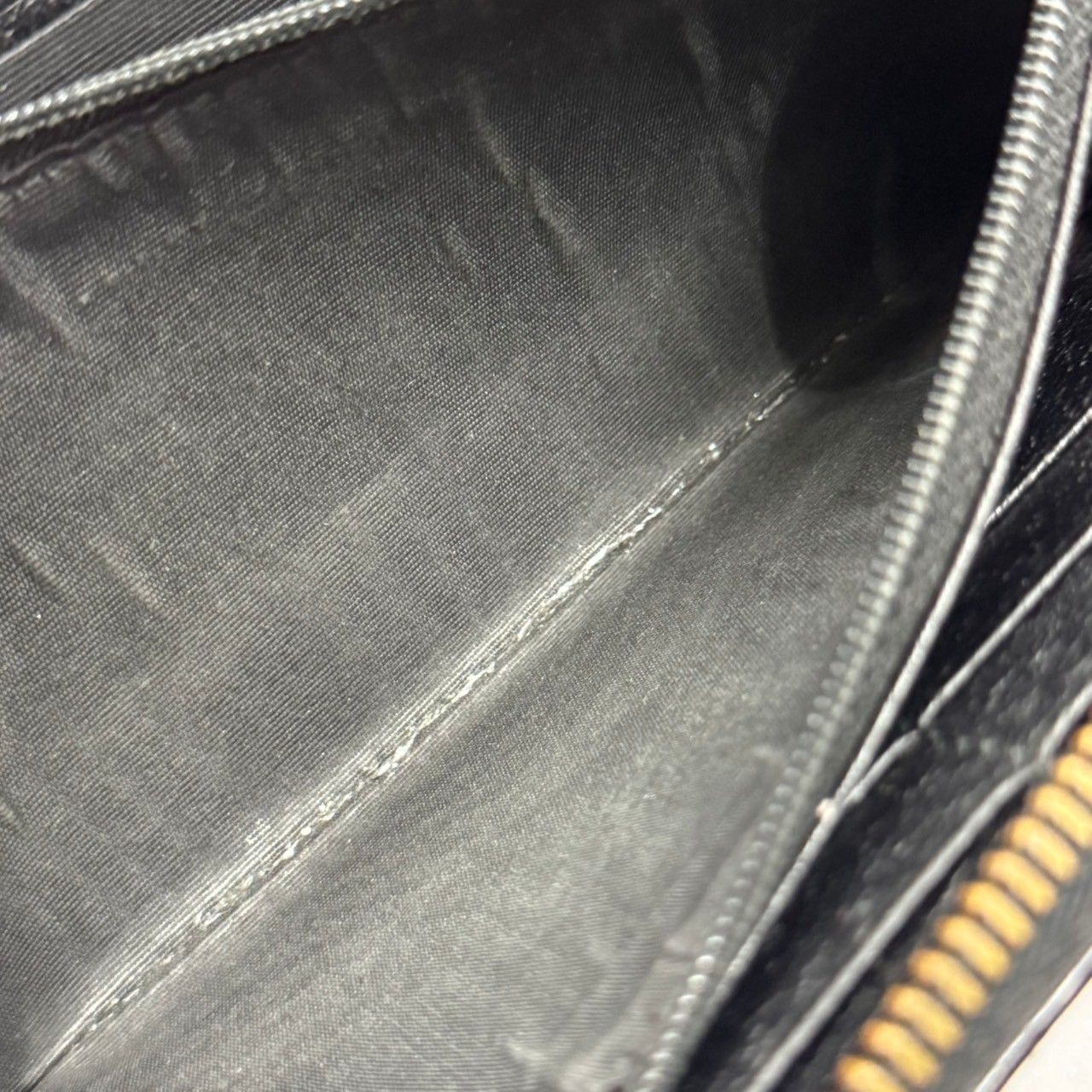 GUCCI グッチ アニマリエ ジップアラウンドウォレット 523667 レザー  