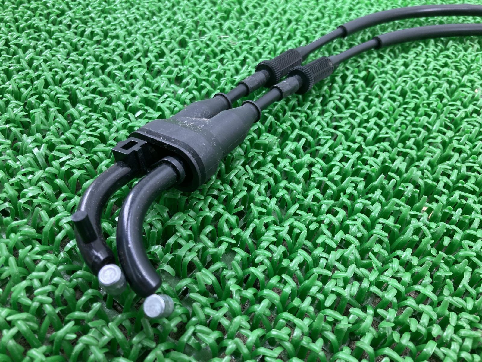 かる出品 ZX-10R アクセルワイヤー 0299 カワサキ 純正 中古 バイク 部品 ZXT00J