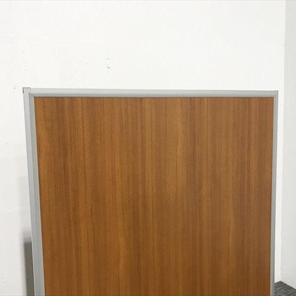 ブラウン