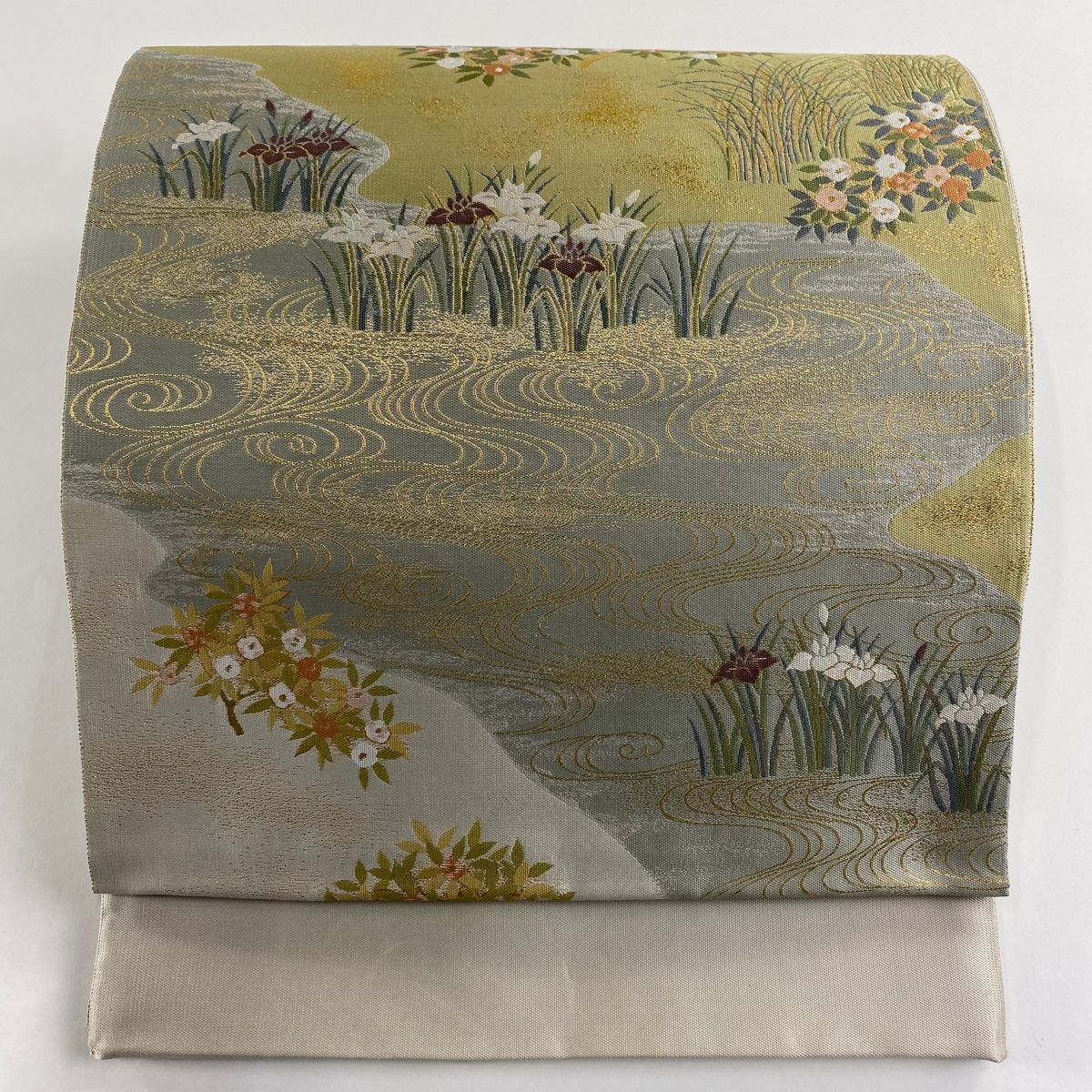 袋帯 美品 名品 箔屋清兵衛 落款 悠久の美 鳥襷文 草花 箔 灰紫