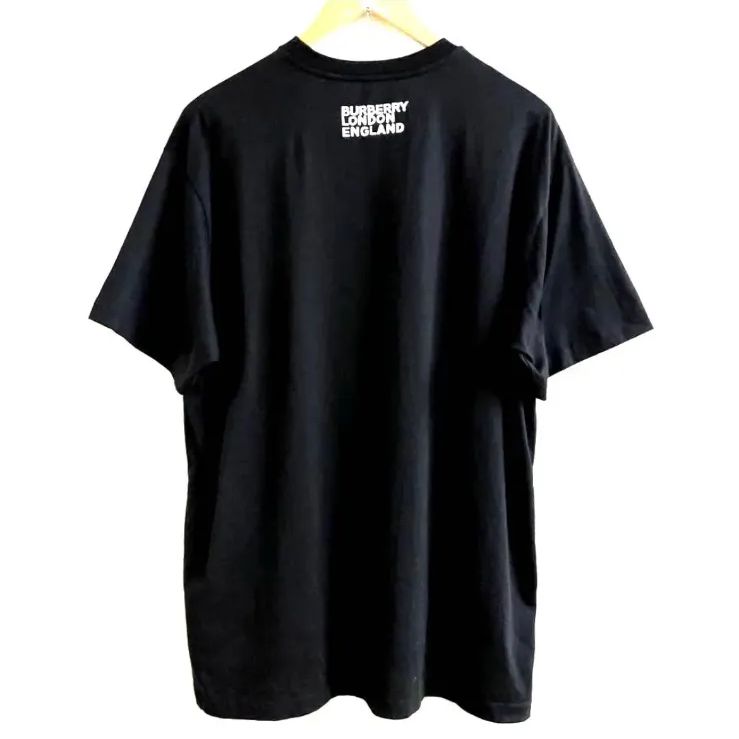 未使用級 近年モデル！バーバリーロンドンイングランド Tシャツ LOVEロゴ M BURBERRY LONDON ENGLAND バーバリー ロンドン イングランド Riccardo