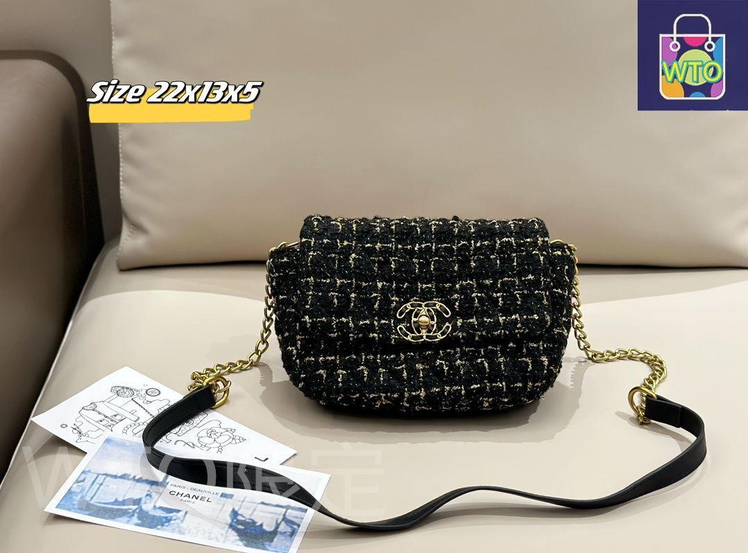 未使用・新品・タグ付き⭐︎ エアモコハートジャガードショートパンツセット 襟取り外しロゴジャガードショートニット | Chico(チコ