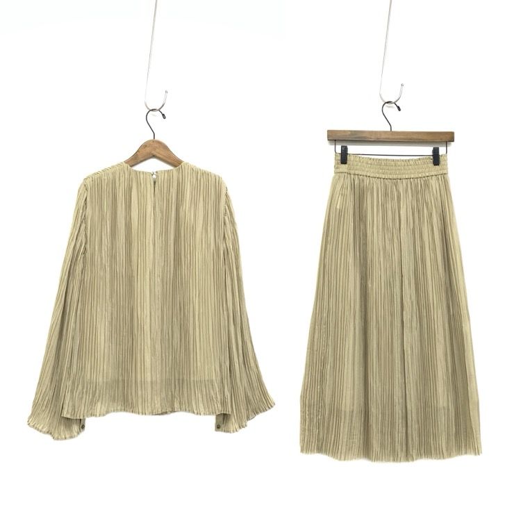 22SS HYKE ハイク RANDOM PLEATED TOP&SKIRT プリーツブラウス