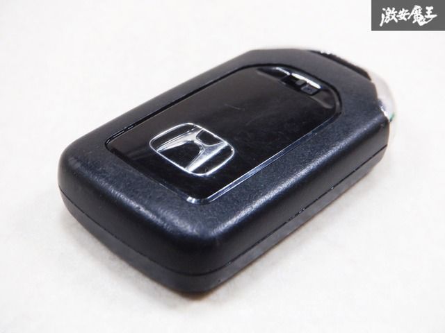ホンダ　オデッセイ　スマートキー　4ボタン　007ーAA0102 ホンダ純正 スマートキー オデッセイ 4ボタン 007-AA0102 - メルカリ