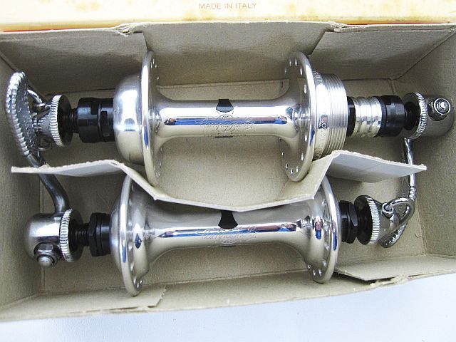 ァッション人気ブランドランキング 未使用】激レア カンパニョーロ スモールハブセット CAMPAGNOLO ビンテージパーツ