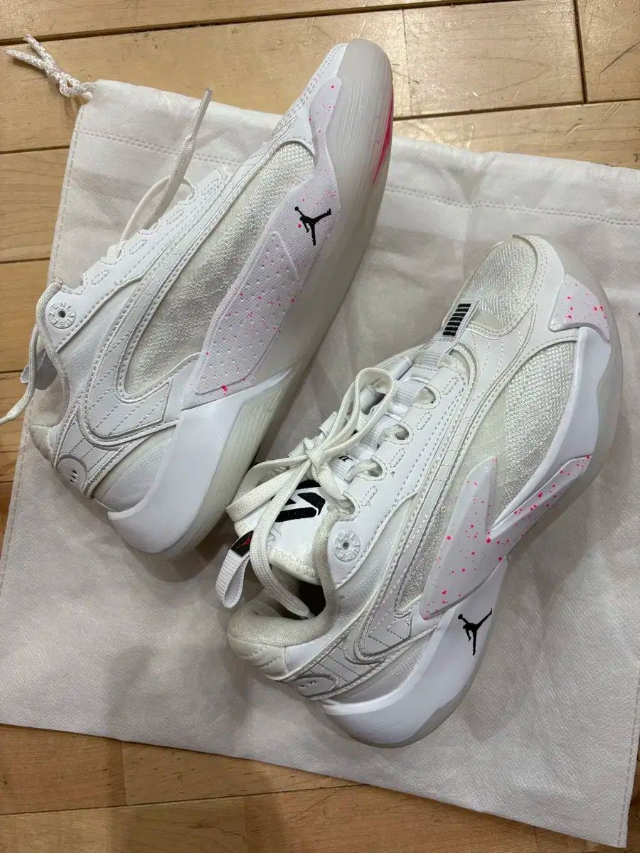 ジョーダンルカ ルカ ピンク Jordan Luka 2 White Hyper Pink メンズ