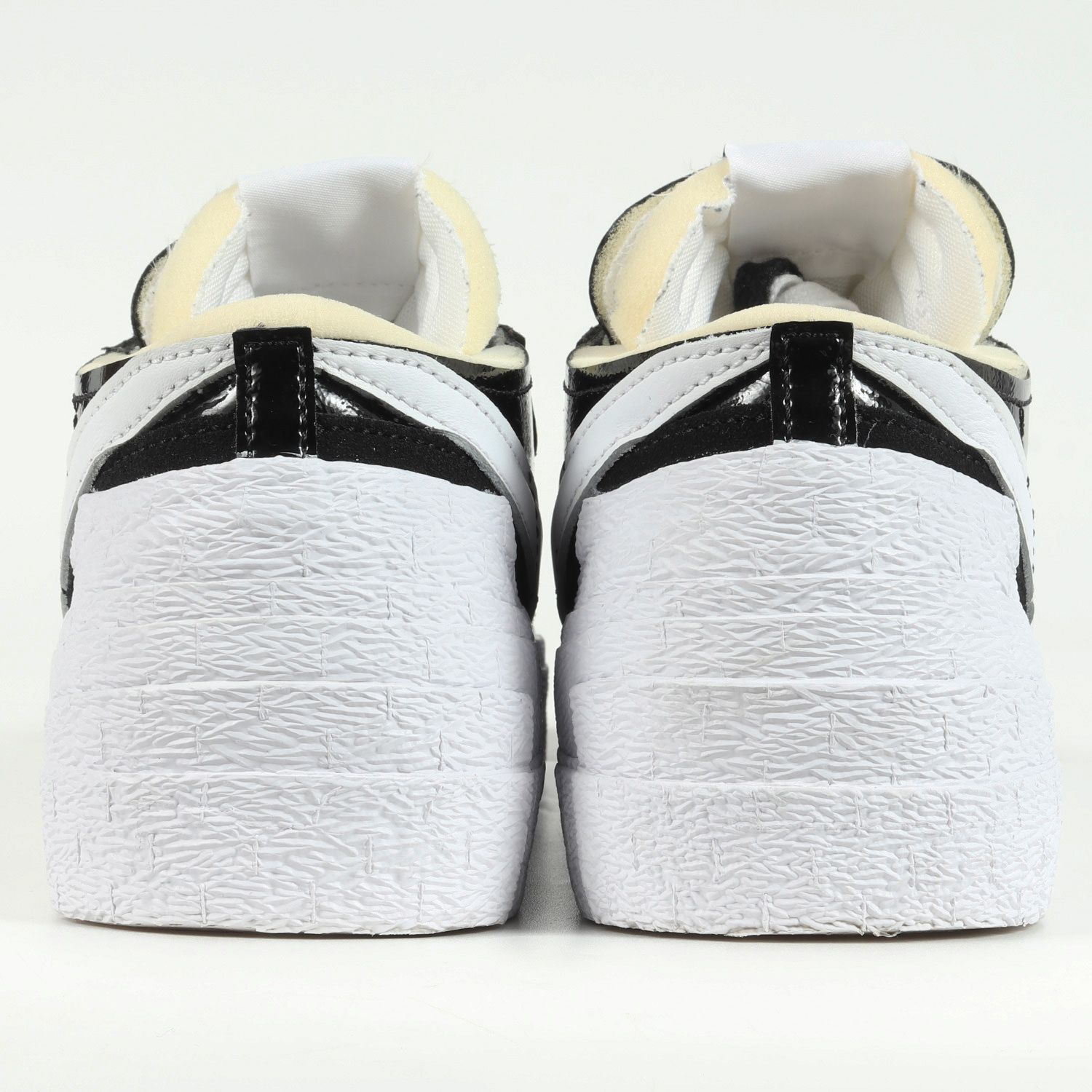 美品 Sacai サカイ NIKE BLAZER LOW / SACAI BLACK PATENT (DM6443-001