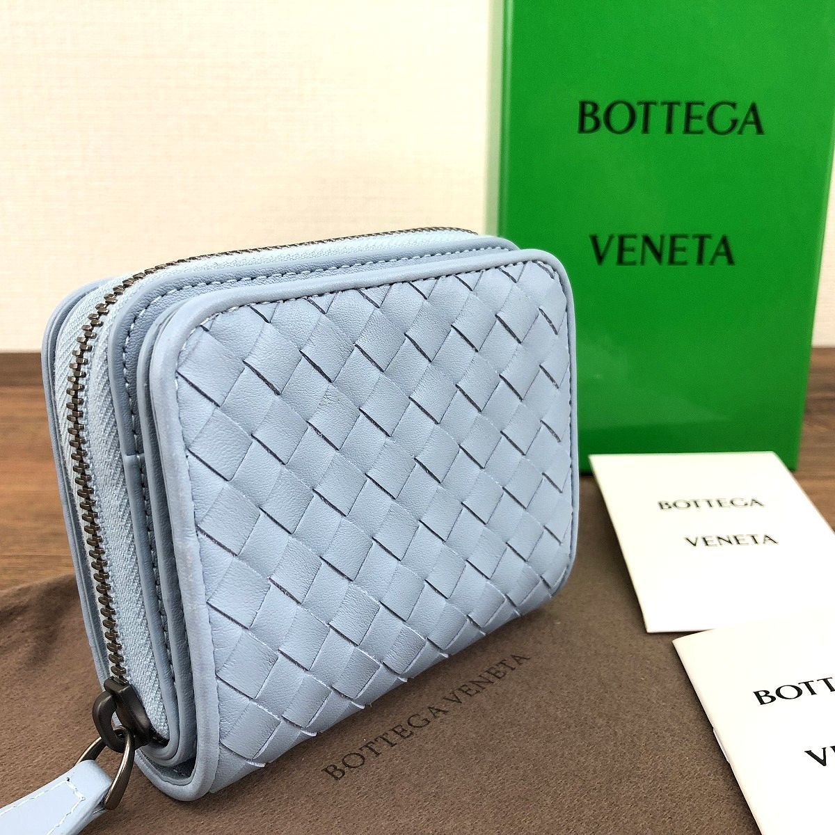 未使用品 BOTTEGAVENETA コンパクトウォレット 122 - 折り財布