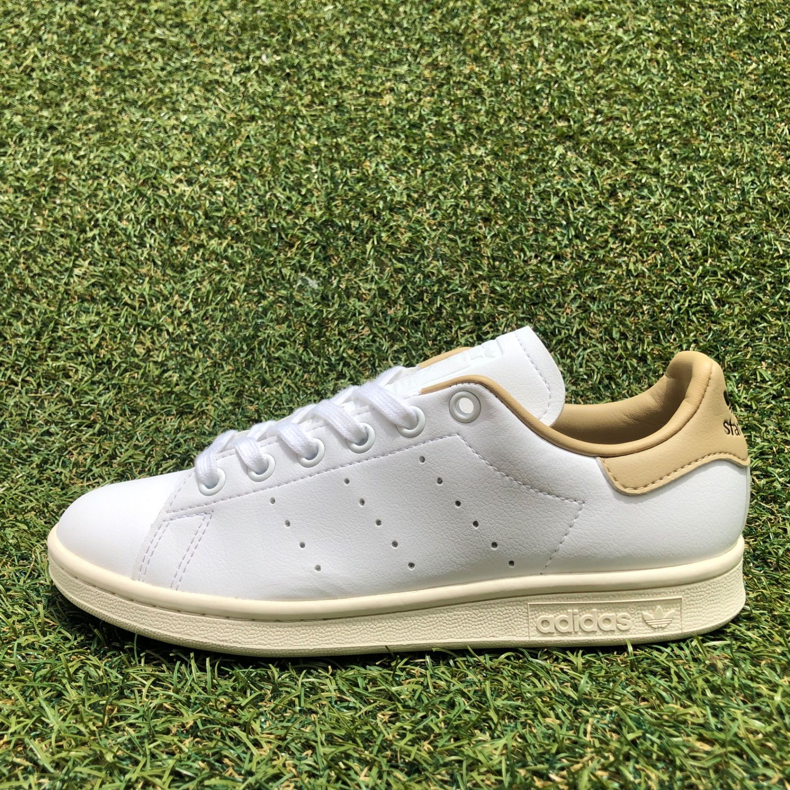 人気No.1 美品22.5adidas STANSMISTHアディダス スタンスミスHT260