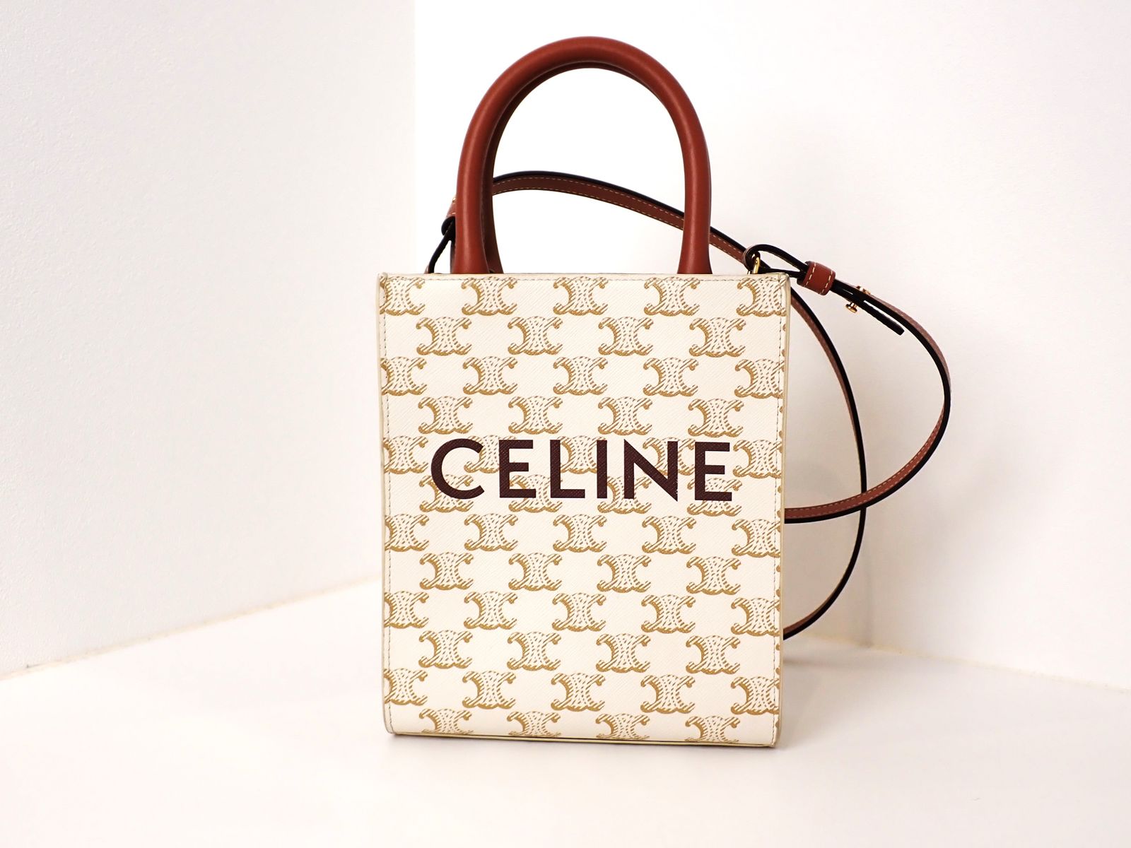 超美品 CELINE(セリーヌ) 2way ハンドバッグ ミニ バーティカル