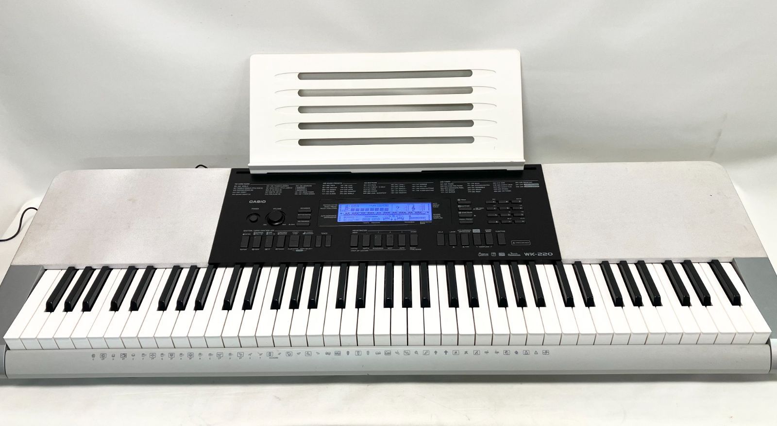 CASIO カシオ 電子ピアノ WK-220 電源ケーブル・譜面台付き 動作良好 