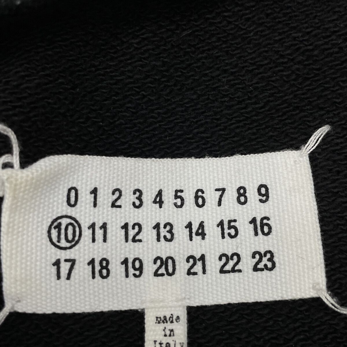 ﾌﾞﾗｯｸ ﾛｺﾞ刺繍